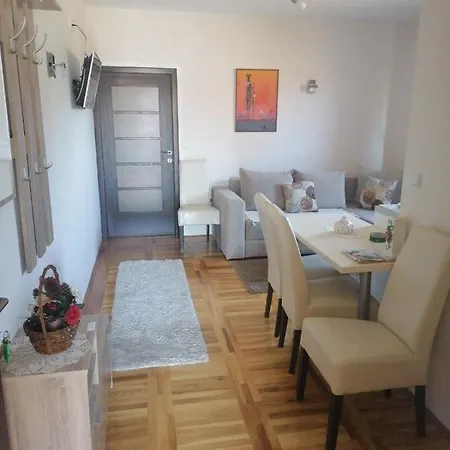 Tarsko Sunce Apartment *
