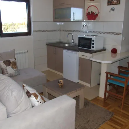 Apartment Tarsko Sunce Kaludjerske Bare