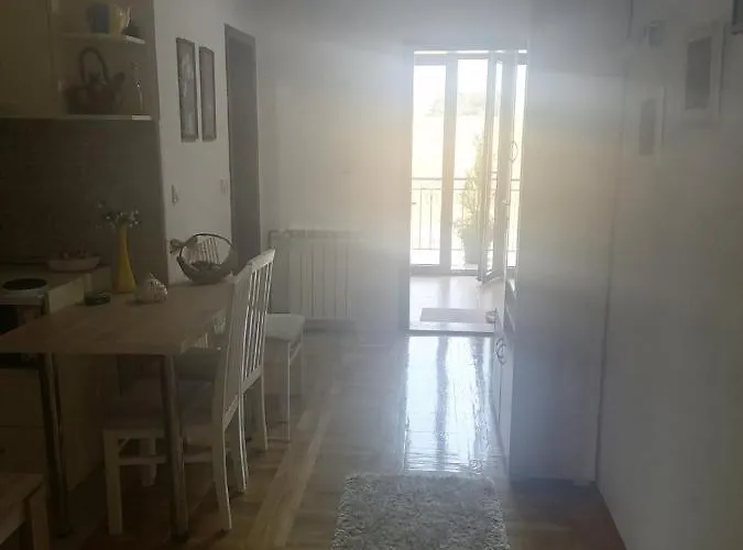 Tarsko Sunce Apartment